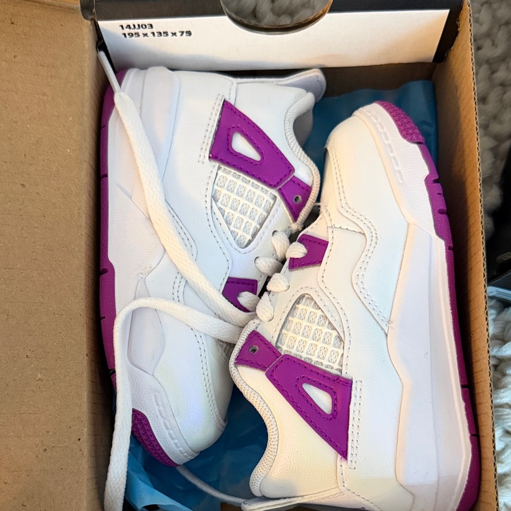 Toddler Girl Jordan 4 Retro white & violet! 7C Brand New**